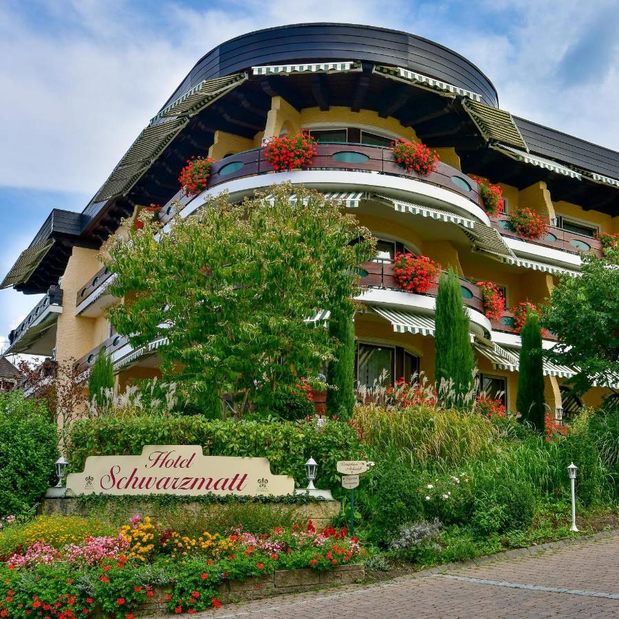 Relais & Chateaux Hotel Schwarzmatt Баденвайлер Екстериор снимка