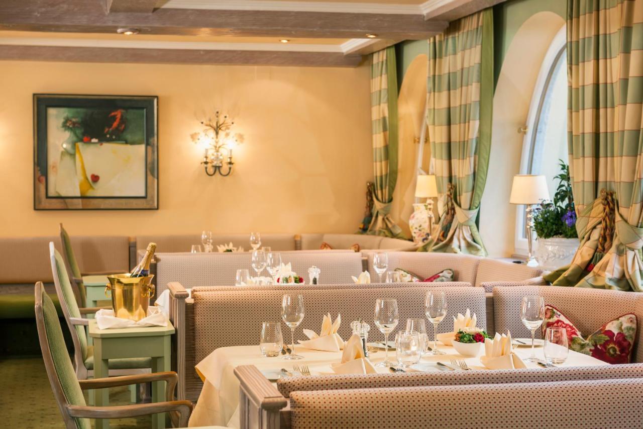 Relais & Chateaux Hotel Schwarzmatt Баденвайлер Екстериор снимка