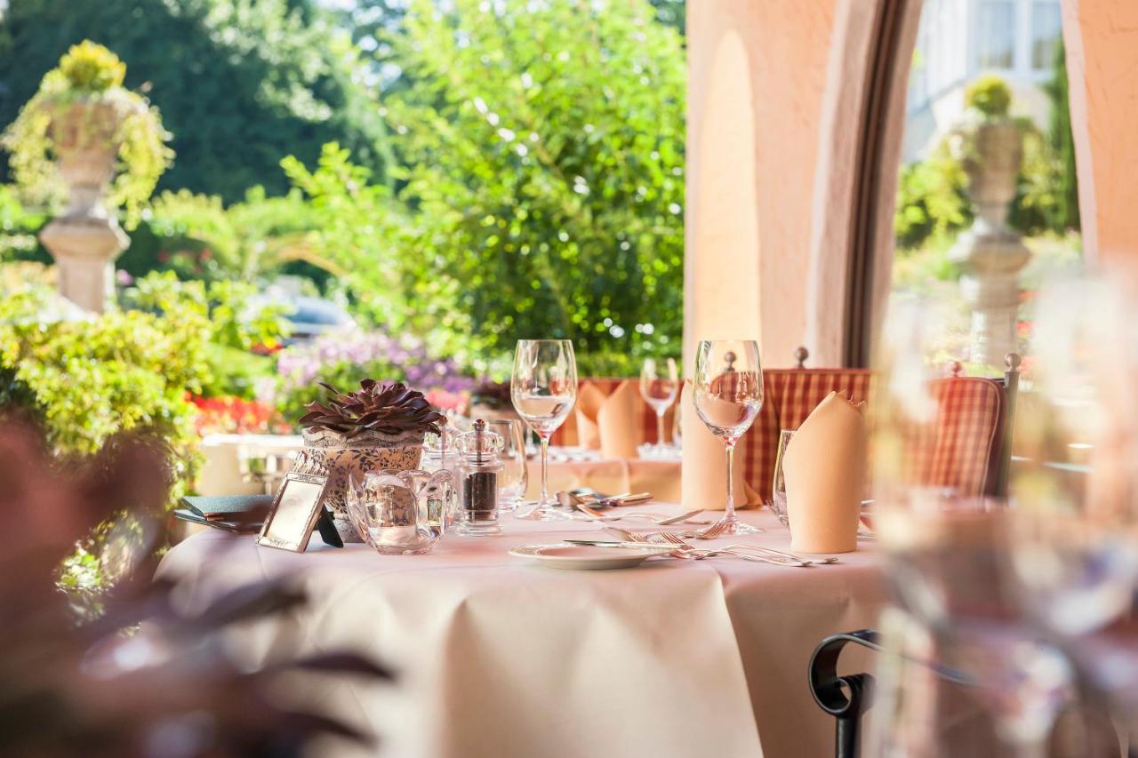 Relais & Chateaux Hotel Schwarzmatt Баденвайлер Екстериор снимка