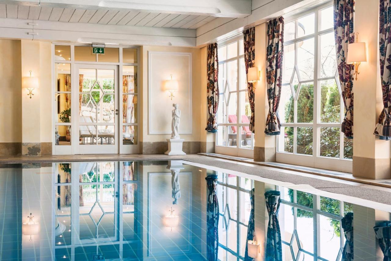 Relais & Chateaux Hotel Schwarzmatt Баденвайлер Екстериор снимка